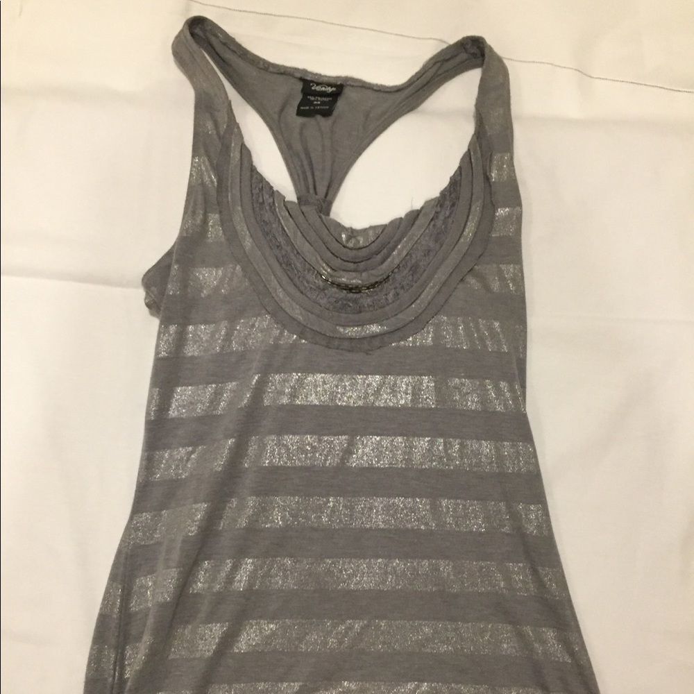 Tank top - Picture 1 of 2